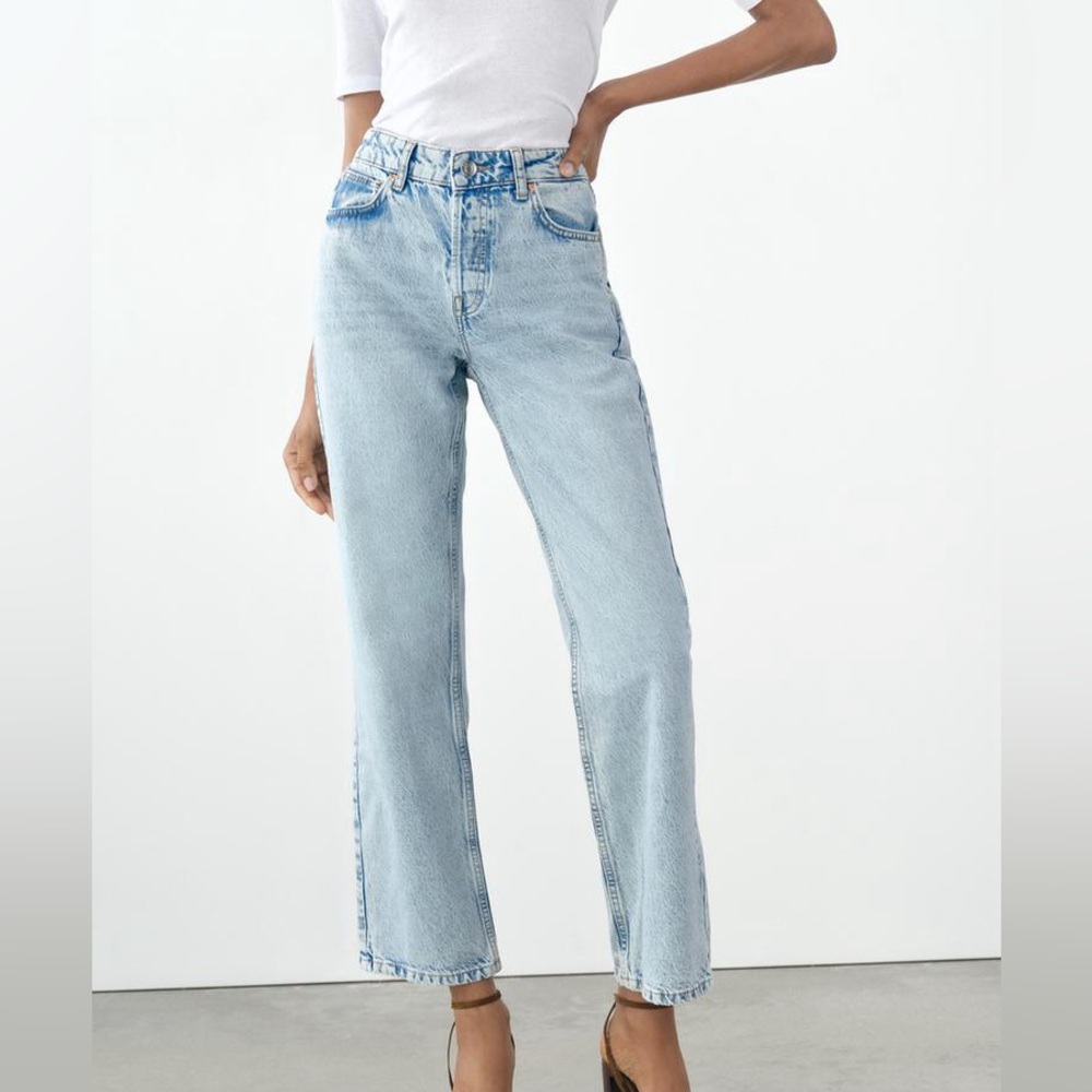 Zara Mid Rise Jean